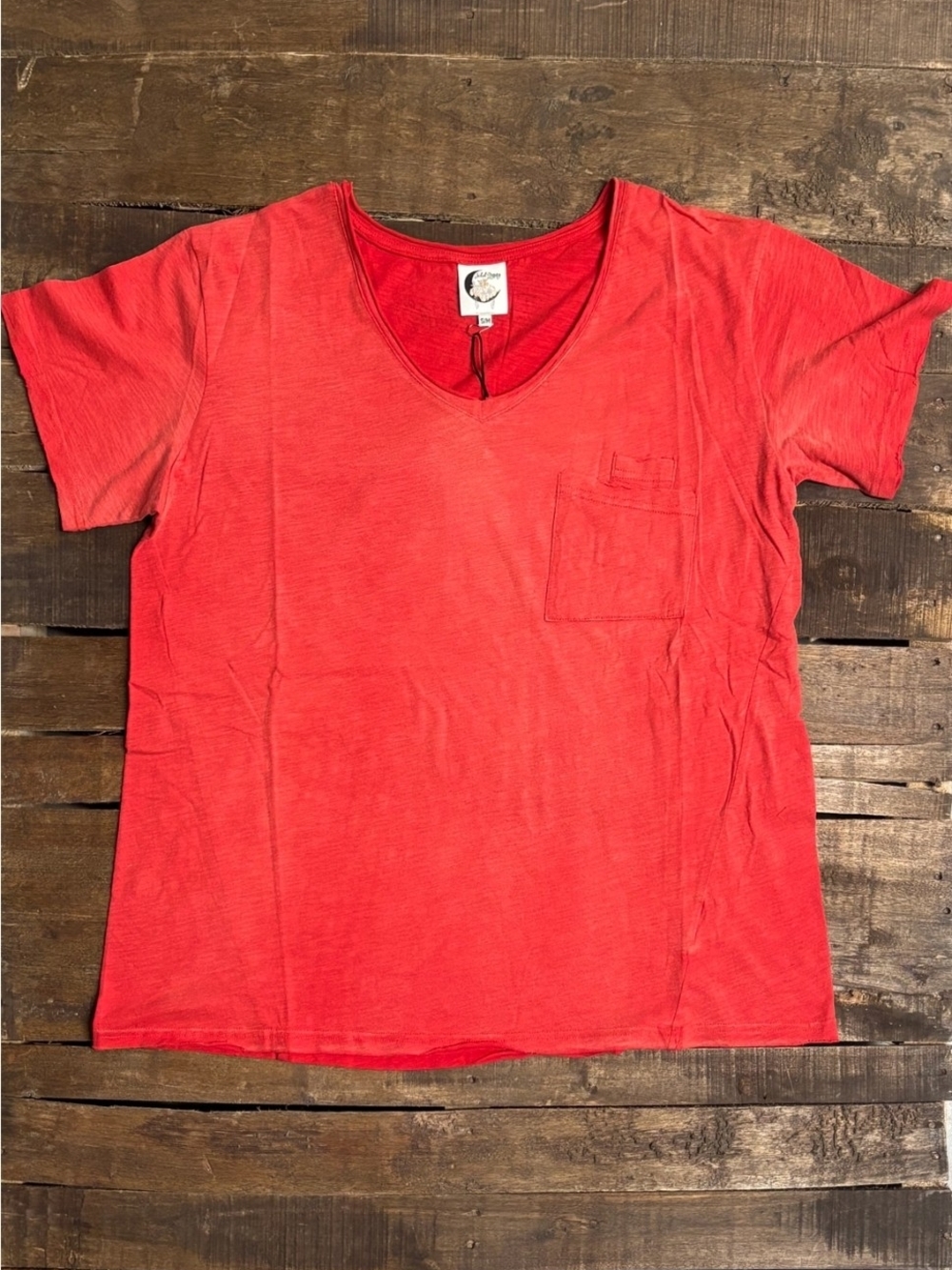 🔥BRAND NEW Moon Dance V-Neck Tee - Watermelon, NEW COLOR